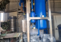 Cầu hàng lên Container máy làm nước đá